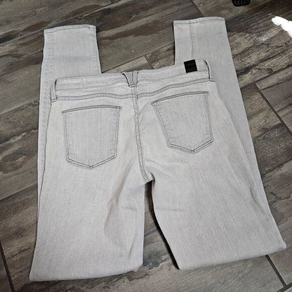 Vince Riley Skinny Jeans - Picture 6 of 9